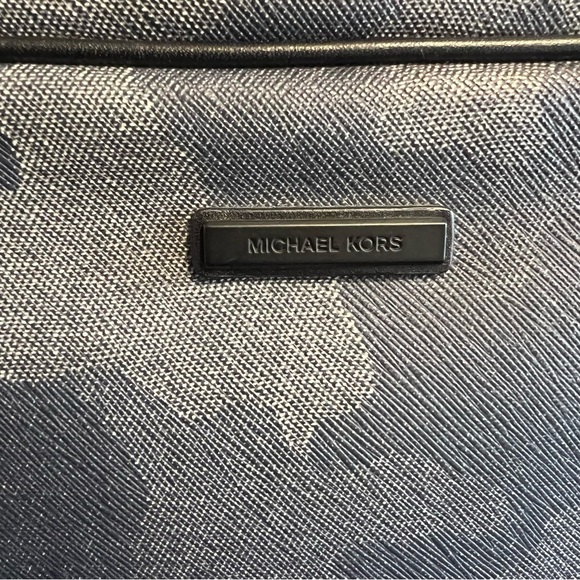 Michael Kors Jet Set Camo Backpack - Picture 8 of 15